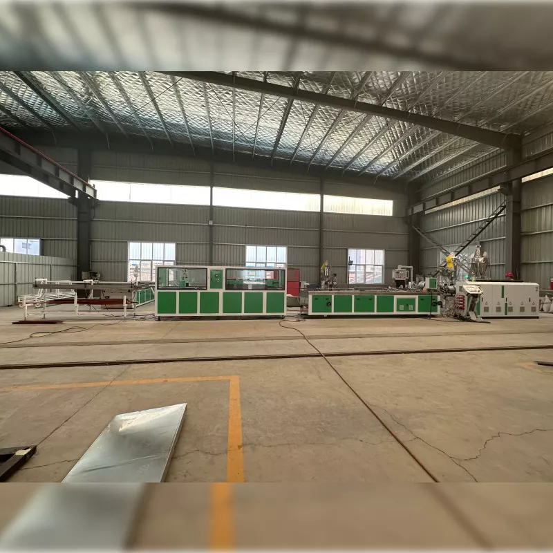 Thiết bị sản xuất sàn đồng đùn ngoài trời PVC có phải là trọng tâm quan trọng trong ngành công nghiệp hiện nay không?
